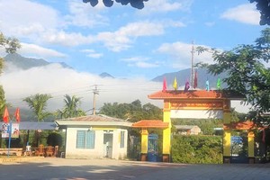 南茶眉中学寄宿制民族学校，地震发生时明显感受到震动。图片：原魁