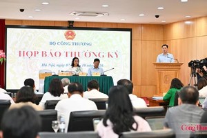 越南工贸部2026年第三季度例行新闻发布会现场。图自congthuong.vn