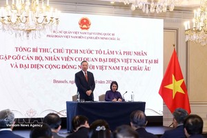 党中央总书记、国家主席苏林会见旅居欧洲越南人社群代表。图自越通社