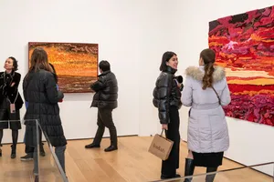 Tia-Thủy Nguyễn tổ chức triển lãm cá nhân tại Pháp, mang niềm tự hào về Việt Nam