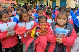 Mùa thương, mùa sẻ chia