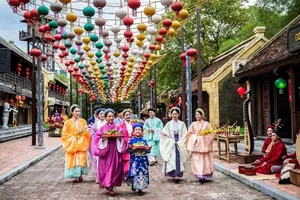 Tết Việt tại Phú Quốc United Center trong mắt khách muôn phương