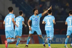 Phong độ của Rafaelson sẽ gây nhiều khó khăn cho hàng thủ Bình Định ở vòng 10. Ảnh: THANH QUỐC