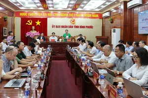 Các đại biểu tham dự cuộc họp