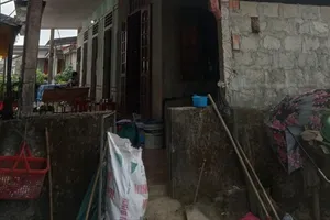 Thi thể em học sinh P. đã được gia đình đưa về nhà lo hậu sự