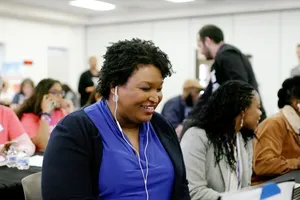 Phim tài liệu chính trị: Làm không dễ, phân phối càng khó