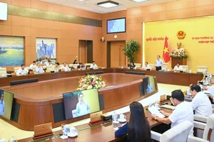 Toàn cảnh phiên họp. Ảnh: VIẾT CHUNG