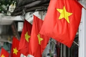 Treo cờ Tổ quốc mừng Quốc khánh 2-9