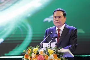 Chủ tịch Quốc hội: Tạo điều kiện cho trí thức, doanh nhân sát cánh cùng nông dân