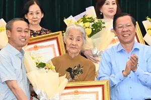 TP Hồ Chí Minh: Tri ân cán bộ khu phố, ấp, tổ dân phố, tổ nhân dân