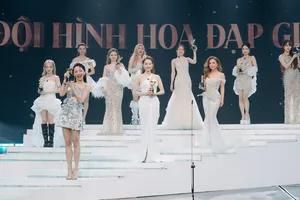 Tóc Tiên lập cú đúp giải thưởng Chị đẹp Đạp gió 2024, đội hình Hoa Đạp gió ra mắt