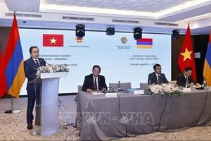 Chủ tịch Quốc hội Trần Thanh Mẫn dự Tọa đàm Doanh nghiệp Việt Nam - Armenia