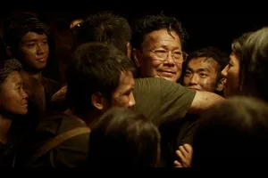 Vượt 80 tỷ đồng, "Địa đạo" tung MV nhạc phim đầy cảm xúc