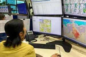 Từ tháng 5, nắng nóng lan rộng và có bão