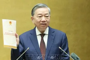 Tạo khí thế mới, xung lực mới cho sự nghiệp đổi mới toàn diện (*)