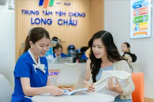 Đảm bảo an toàn tiêm chủng, FPT Long Châu mạnh tay đầu tư vào công nghệ thông minh