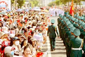 Bộ Y tế hướng dẫn biện pháp an toàn khi đi xem diễu binh, diễu hành