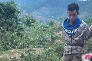 Bắt nam thanh niên dùng xăng uy hiếp cướp ngân hàng