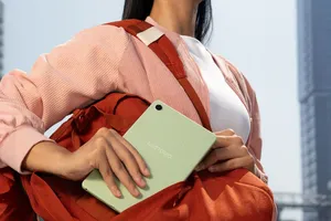 Lenovo Tab One nhỏ gọn nên khả năng di động rất cao