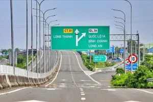 Cao tốc Bến Lức- Long Thành