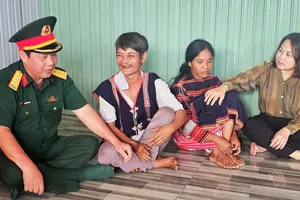 Bài 1 - Niềm vui dưới những mái nhà ngói đỏ