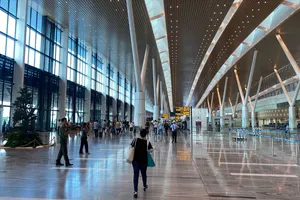 Khắc phục xong tình trạng dột nước nhà ga T3