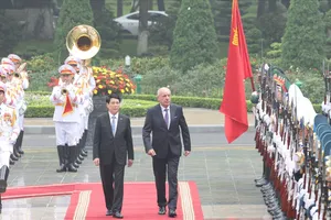 Chủ tịch nước Lương Cường chủ trì Lễ đón Tổng thống Hungary Sulyok Tamás. Ảnh: VIẾT CHUNG