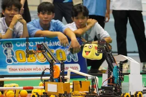 Thú vị cuộc thi sáng tạo Robocon tỉnh Khánh Hòa