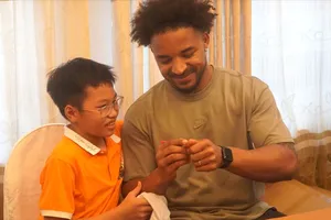 Tuyển thủ ĐTQG Nguyễn Xuân Son giao lưu với các bạn trẻ tại Giải Bóng đá thiếu niên nhi đồng – Cup Truyền hình BRT lần thứ 6 năm 2025