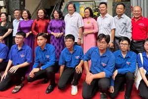 Ra mắt bảng hiệu Di tích lịch sử cấp quốc gia Trụ sở Báo Dân Chúng