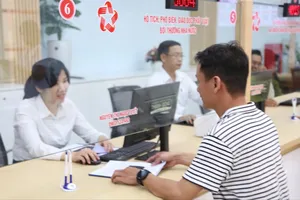 Vận hành thử nghiệm Trung tâm phục vụ hành chính công phường Thanh Khê. Ảnh: XUÂN QUỲNH