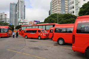 Cán bộ Bình Dương, Bà Rịa - Vũng Tàu chưa đi xe đưa rước về TPHCM làm việc