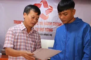 Ngày đầu vận hành chính quyền xã vùng cao Quảng Ngãi: Người dân hồ hởi, cán bộ sẵn sàng