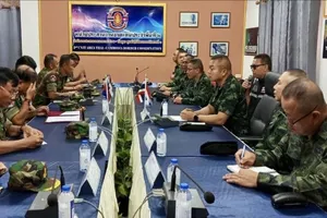 Các tướng lĩnh Thái Lan và Campuchia đồng ý ngừng bắn và ngừng các hoạt động quân sự dọc biên giới cho đến thứ hai tuần sau, khi 2 Bộ trưởng Quốc phòng dự kiến gặp nhau. Ảnh: Bangkok Post 