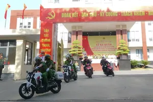 Công an các đơn vị, địa phương đồng loạt ra quân tấn công, trấn áp tội phạm, bảo đảm an ninh trật tự. Ảnh: XUÂN QUỲNH