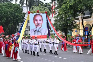 Hà Nội tổng duyệt đội ngũ, diễu hành Lễ ra quân đảm bảo ANTT cho A80