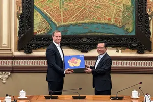 Chủ tịch UBND TPHCM Nguyễn Văn Được tiếp ông Wietse Mutters, Tổng Giám đốc điều hành Heineken Việt Nam