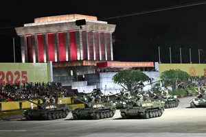 Lần đầu tiên tổng hợp luyện diễu binh, diễu hành A80 trên Quảng trường Ba Đình