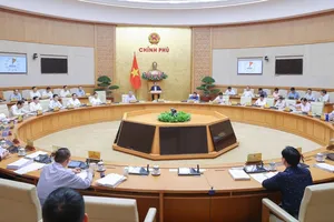 Thủ tướng Phạm Minh Chính chủ trì và phát biểu tại phiên họp Chính phủ thường kỳ, sáng 6-9. Ảnh: VIẾT CHUNG