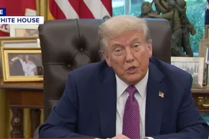 Tổng thống Mỹ Donald Trump tại buổi ký sắc lệnh hành pháp để đổi tên Bộ Quốc phòng. Ảnh: ABC NEWS