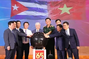 Tiếp nhận hơn 421,5 tỷ đồng ủng hộ nhân dân Cuba 