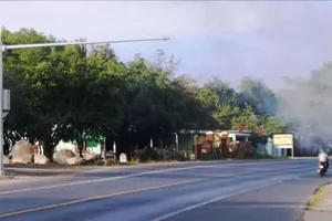 Phát hiện nhiều xe biển xanh vi phạm giao thông qua hệ thống camera giám sát giao thông và người dân trực tiếp ghi hình. Ảnh: NGUYỄN TIẾN