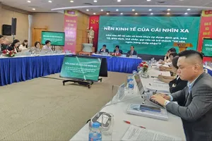 Quang cảnh diễn đàn