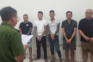 Các đối tượng tại Cơ quan điều tra. Ảnh: CACC