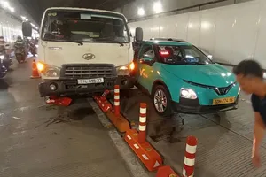 Tai nạn liên hoàn trong hầm Thủ Thiêm