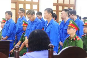 Các bị cáo tại phiên tòa diễn ra ngày 26-9