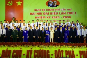Đoàn Đại biểu TP Cần Thơ dự Đại hội đại biểu toàn quốc lần thứ XIV của Đảng