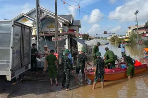 Phía trước là nhân dân