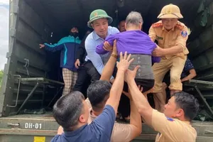 Hà Nội sẵn sàng sơ tán gần 36.000 người dân 