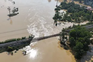 Vẫn còn hơn 12.000 nhà bị ngập